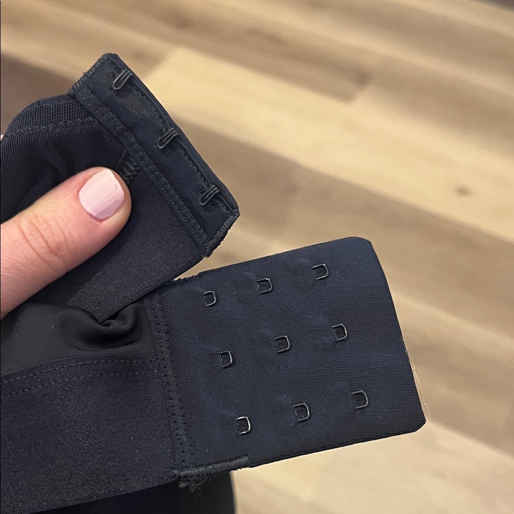 Thirdlove Padded Black Wireless Adjustable Sports… - image 4